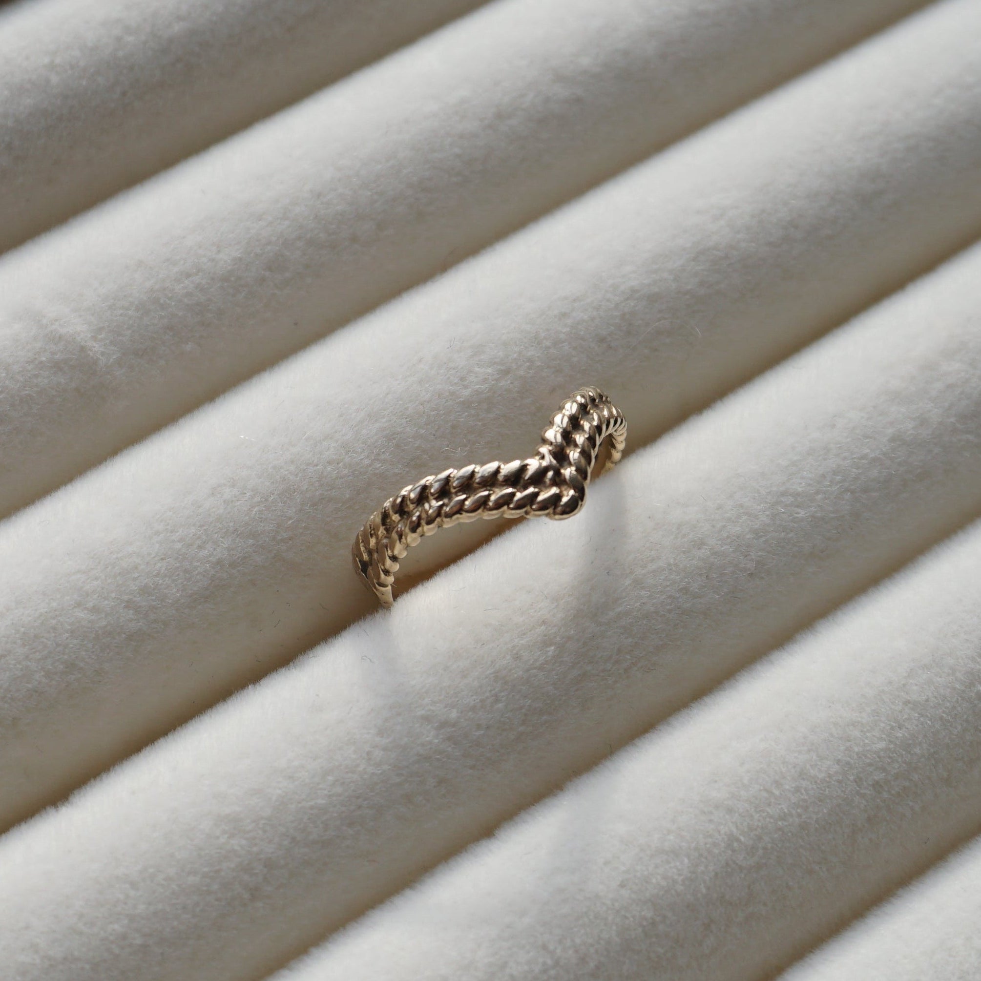 9ct Yellow Gold Chevron Ring