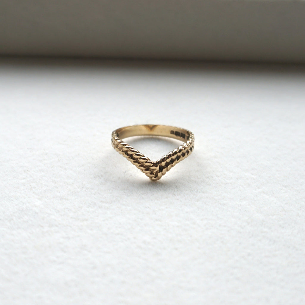 9ct Yellow Gold Chevron Ring