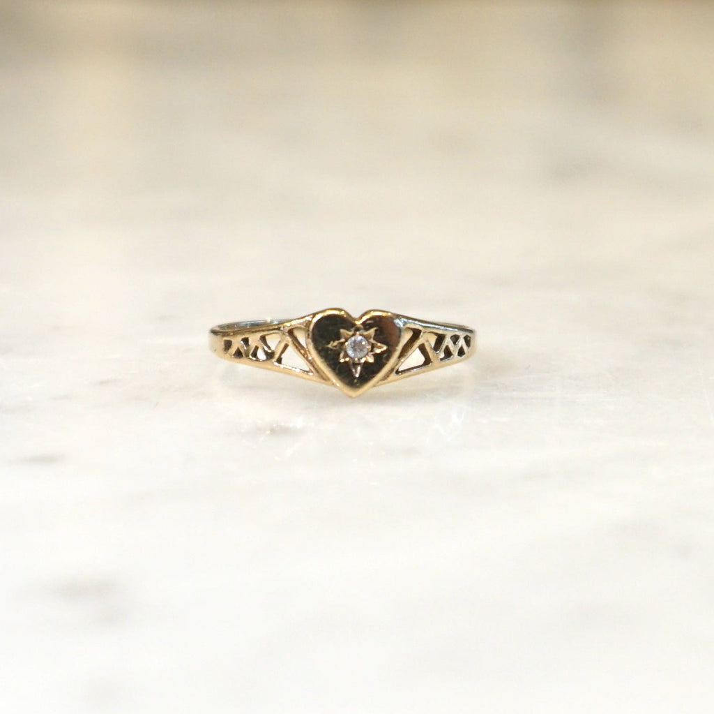 9ct Gold Diamond Heart Ring