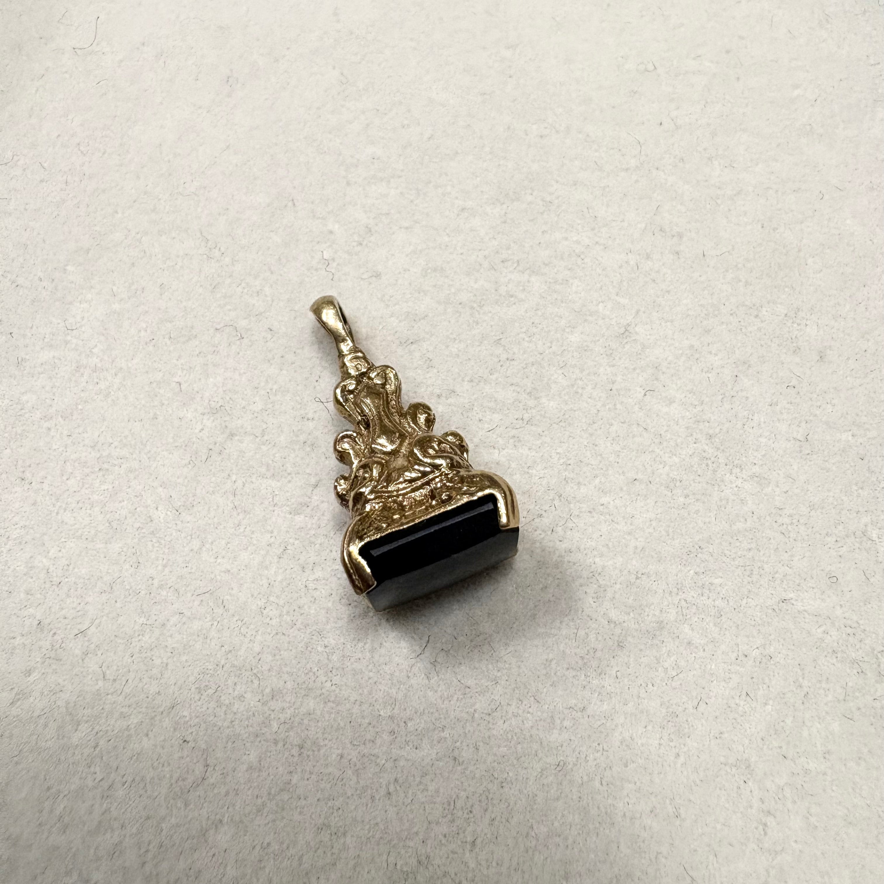 9ct Yellow Gold Fancy Black Seal Fob Pendant