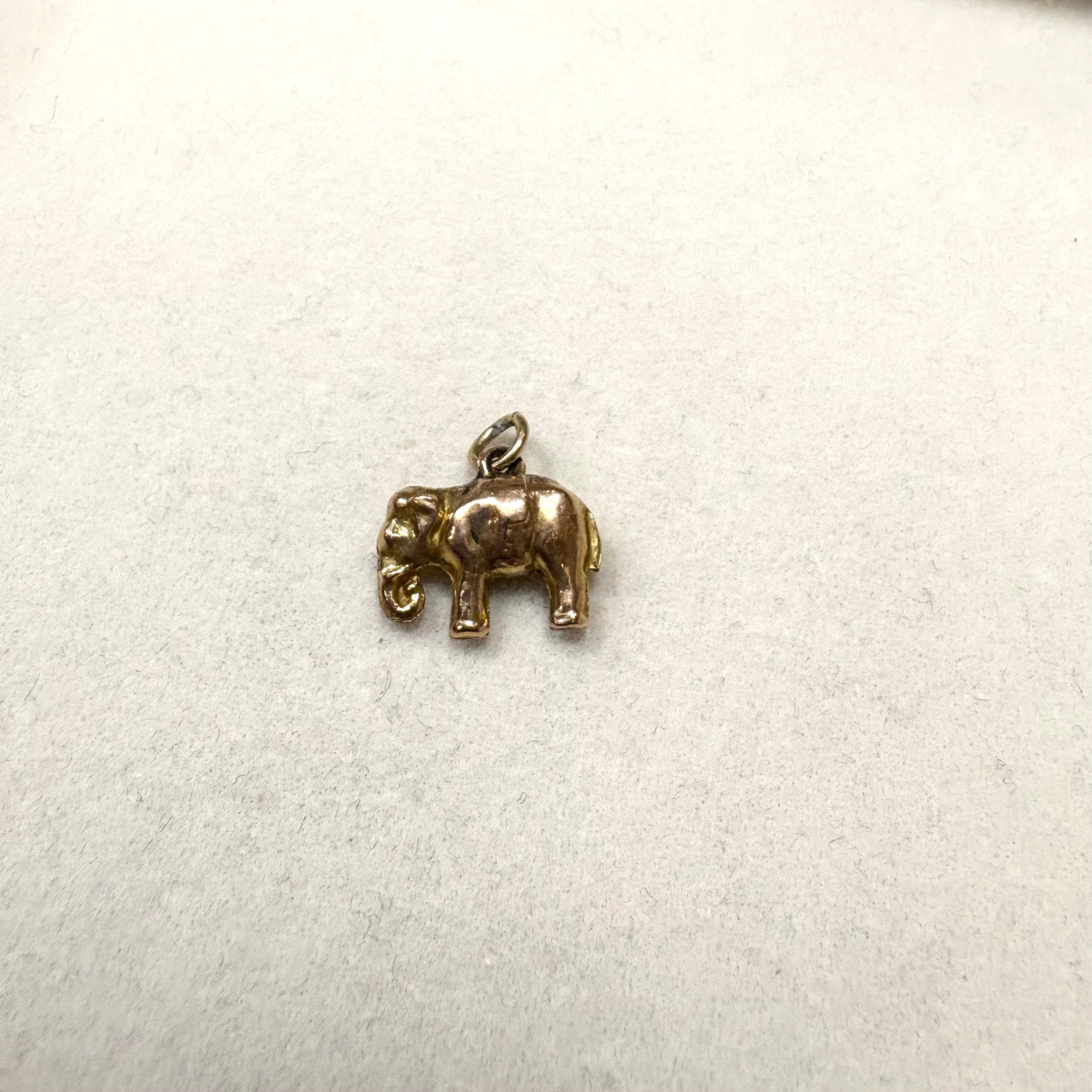 9ct Yellow Gold Elephant Charm