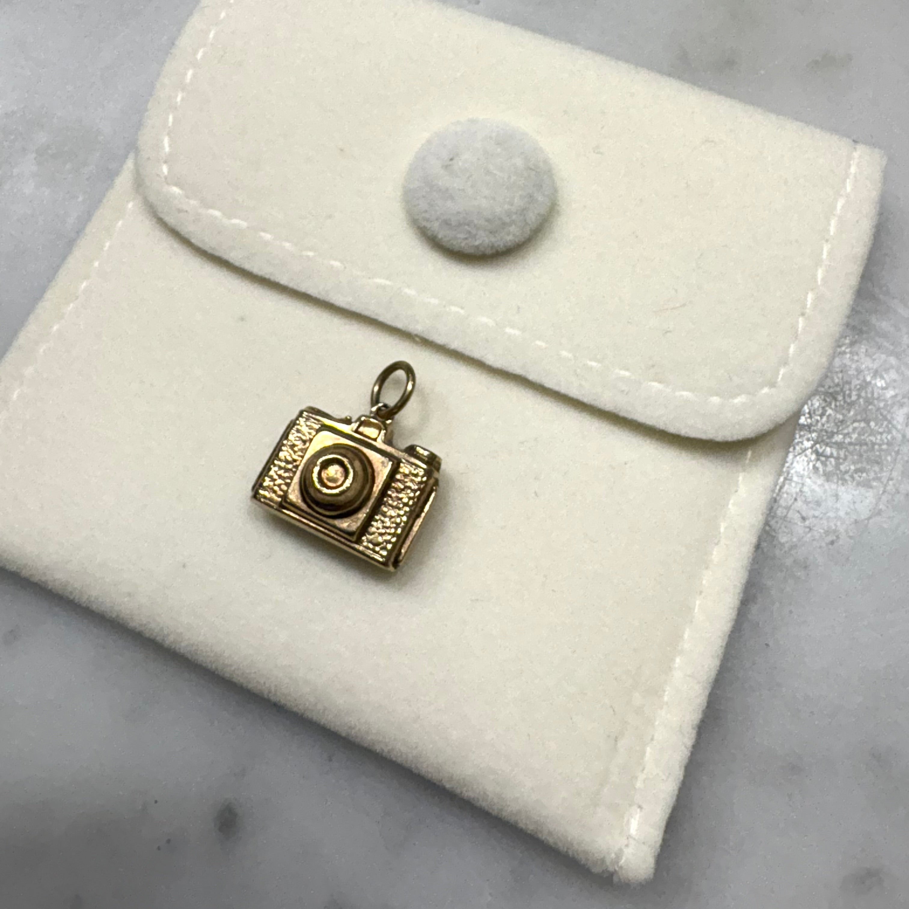 9ct Yellow Gold Camera Charm