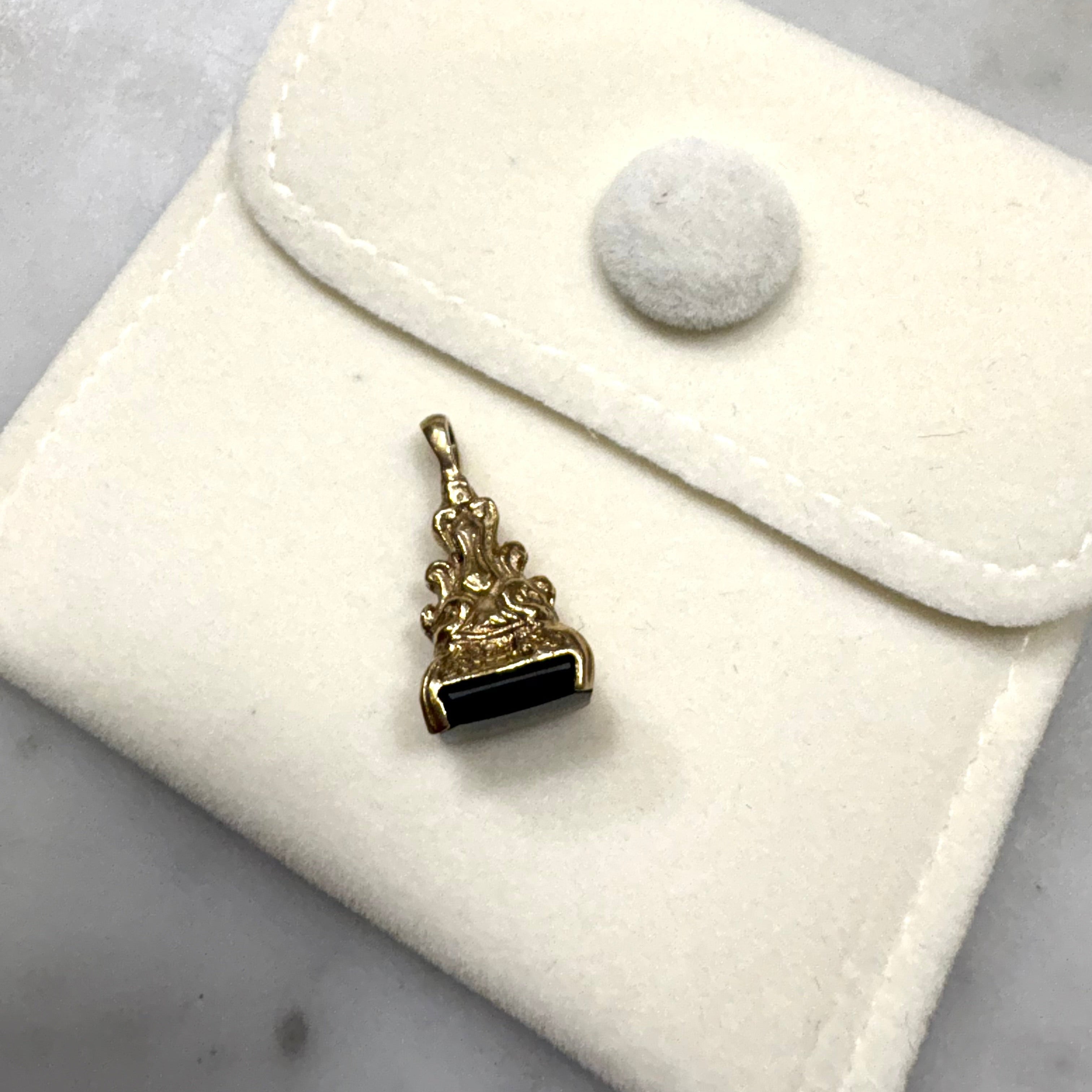 9ct Yellow Gold Fancy Black Seal Fob Pendant