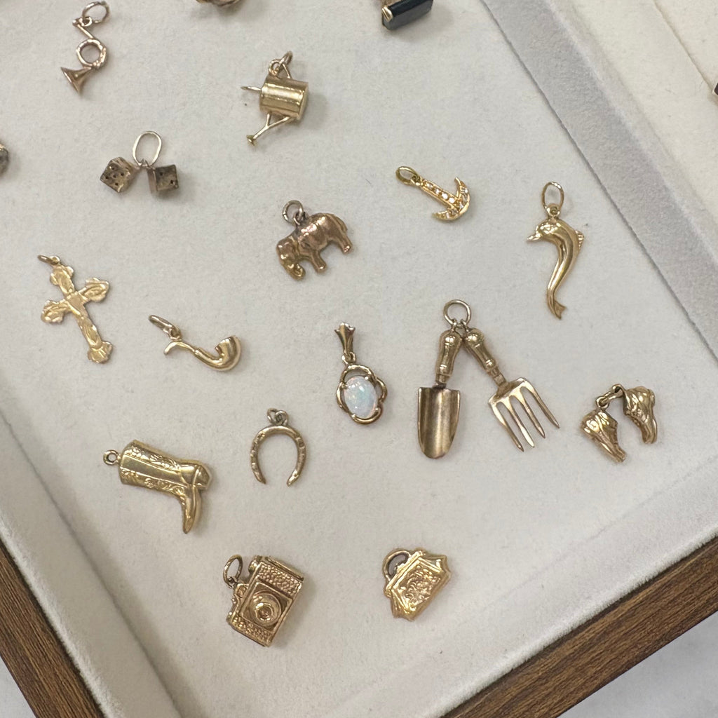 9ct Yellow Gold Opal Pendant