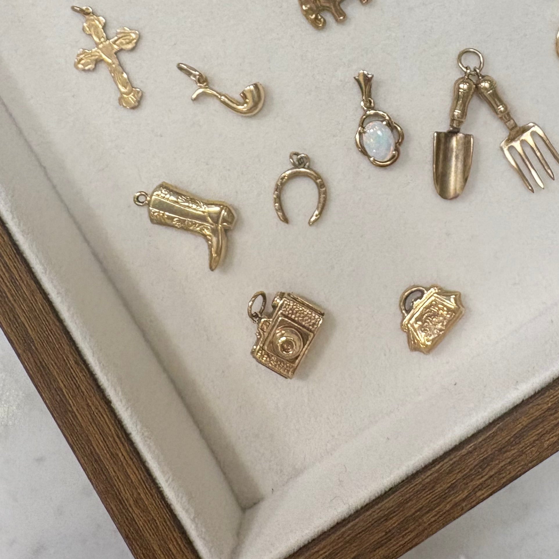 9ct Yellow Gold Camera Charm