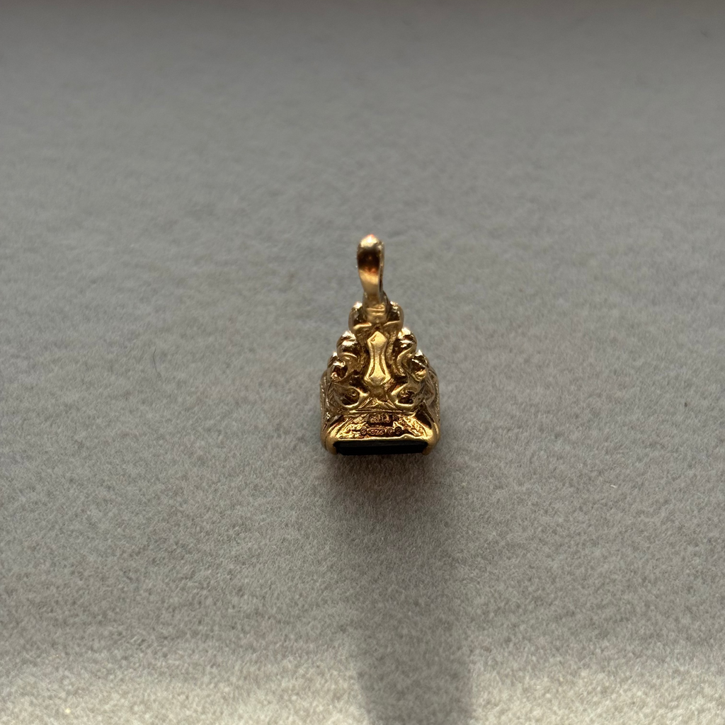 9ct Yellow Gold Fancy Black Seal Fob Pendant