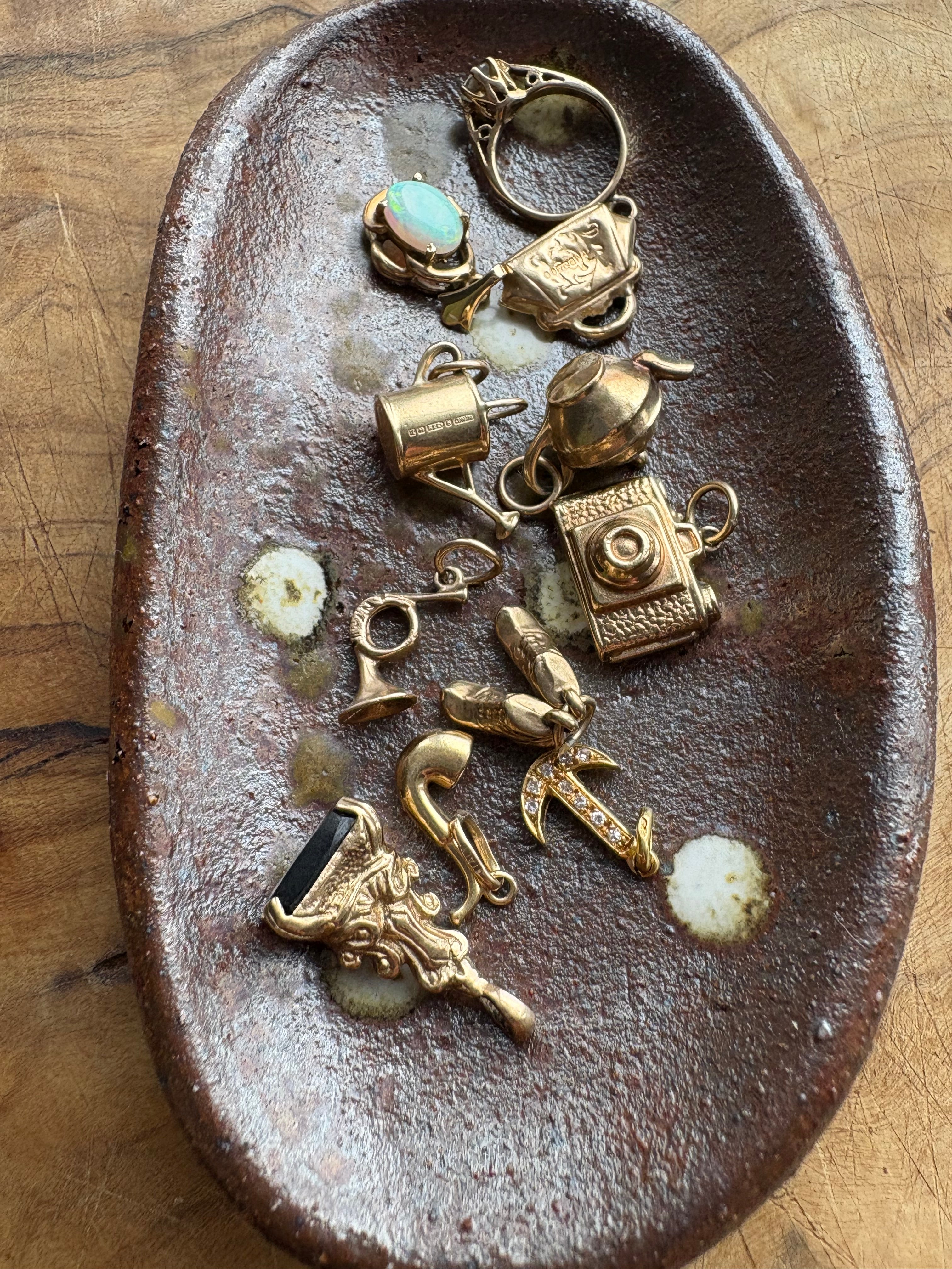 9ct Yellow Gold French Horn Charm